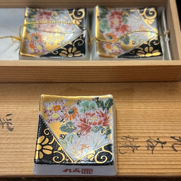 Vintage Kutani Chopstick Rest   Set of 5 - Picture 4 of 5